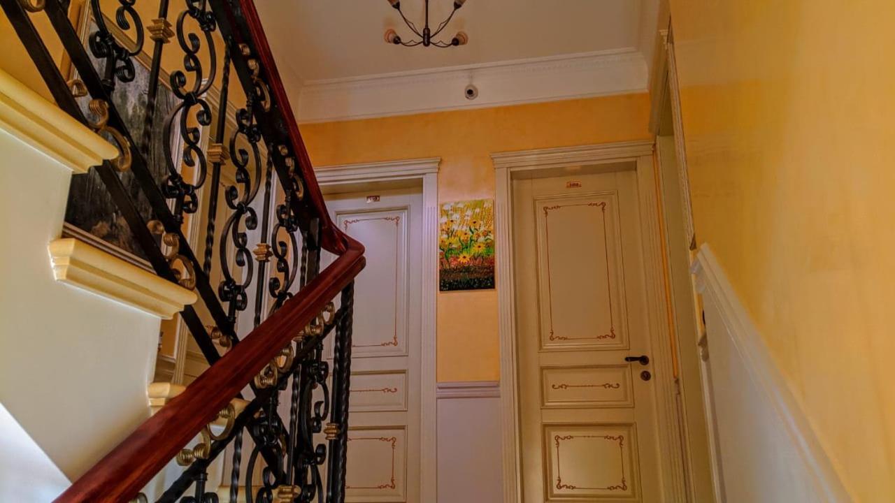 Hotel Guri Ελβασάν Εξωτερικό φωτογραφία